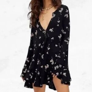 Free People Olivia Black Floral Long Sleeved Tunic Dress Size M